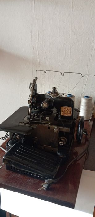 Оверлок новый продаётся