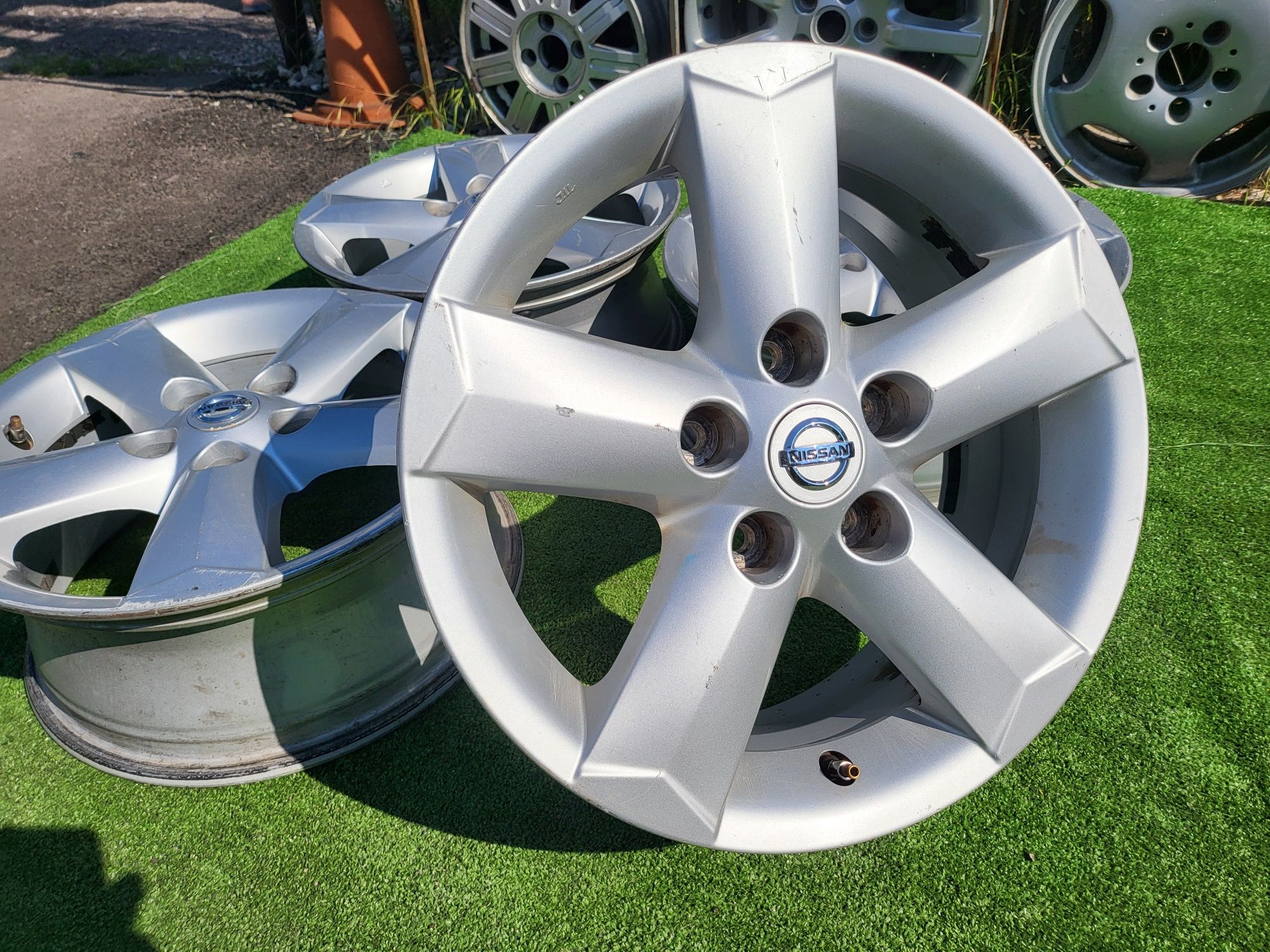 Лети джанти 16 5х114,3 Nissan