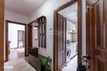 Apartament cu 3 camere semidecomandat, etajul 2, Aleea Parcului