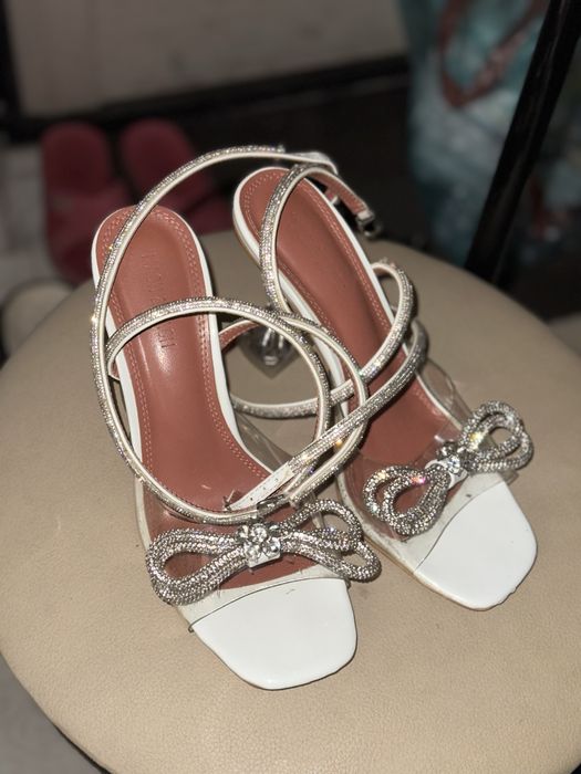 Туфли со стразами