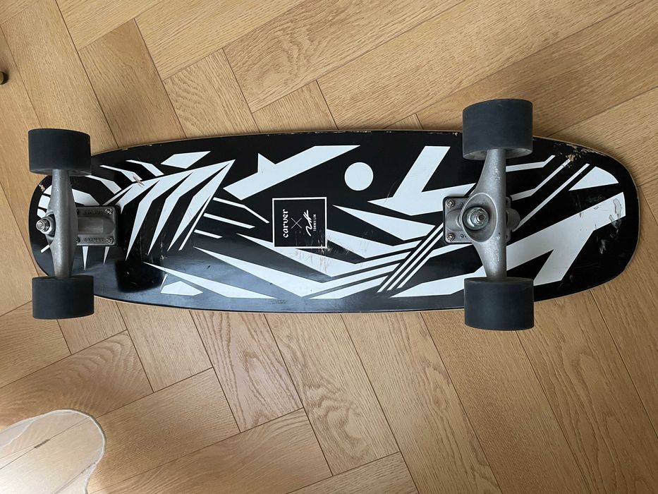 Серф скейт Carver TOMMII LIM PROTEUS 33" CХ + защита Triple Eight PRO