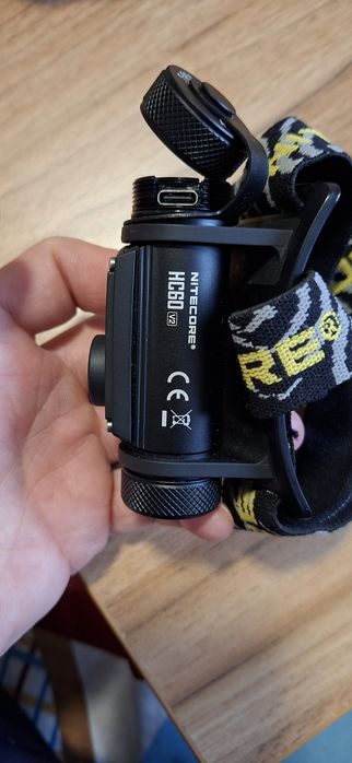 Lanterna frontală Nitecore hc60 v2