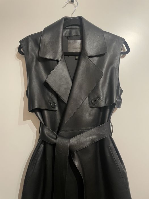 Дълъг кожен елек с колан