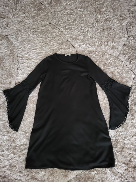 Vand rochie din tricot neagra