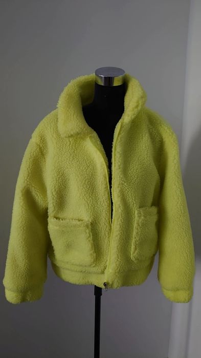 Palton teddy scurt galben neon