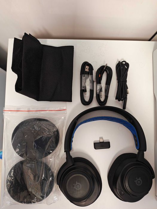 Casti SteelSeries Arctis Nova 7P Wireless
