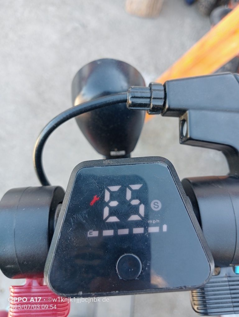 Vând trotineta electrica city blitz 450 lei