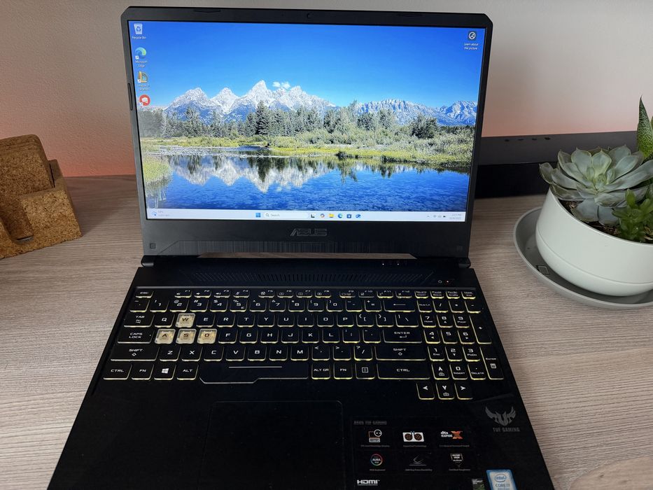 Asus Tuf Gaming - I7 - 16GB RAM - 512GB SSD - GTX 1050 TI