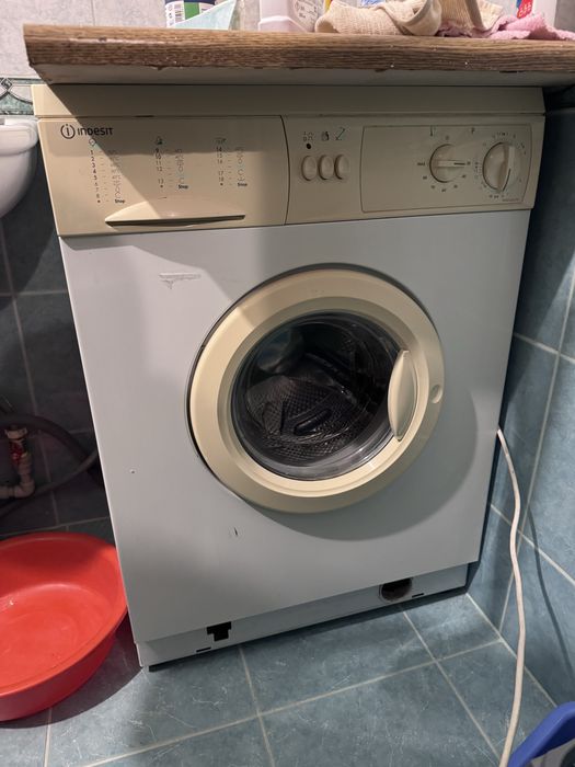 Стиральная машина Indesit