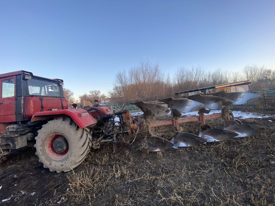 Продам плуг оборотный