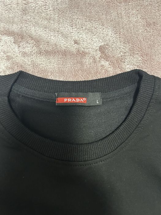 Нови Пуловери Lacoste Burberry Prada