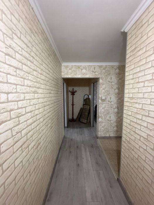 Сдается 2х ком квартира , мкр 11 , 103 серия