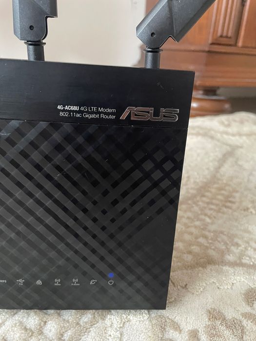 Vand router 4G LTE Asus 4G-AC68U functional
