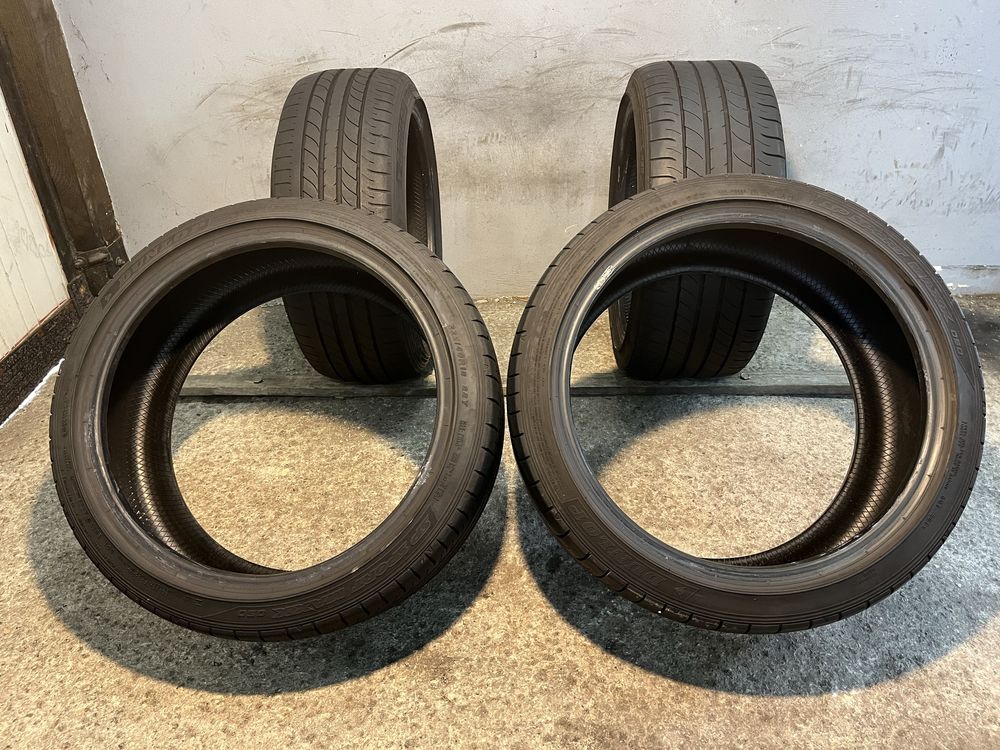 Гуми 255/35/18 и 225/40/18 DUNLOP SP Sport Maxx