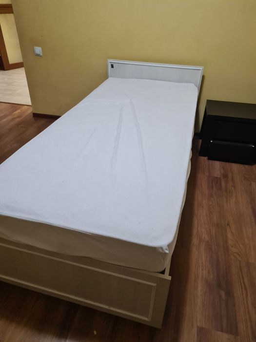 Продам кровати в количестве 21