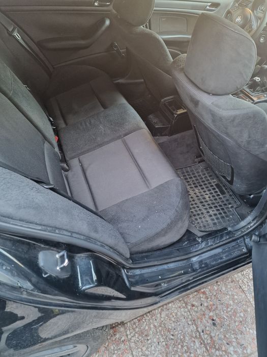 Vând e46 320D 2004  6 trepte