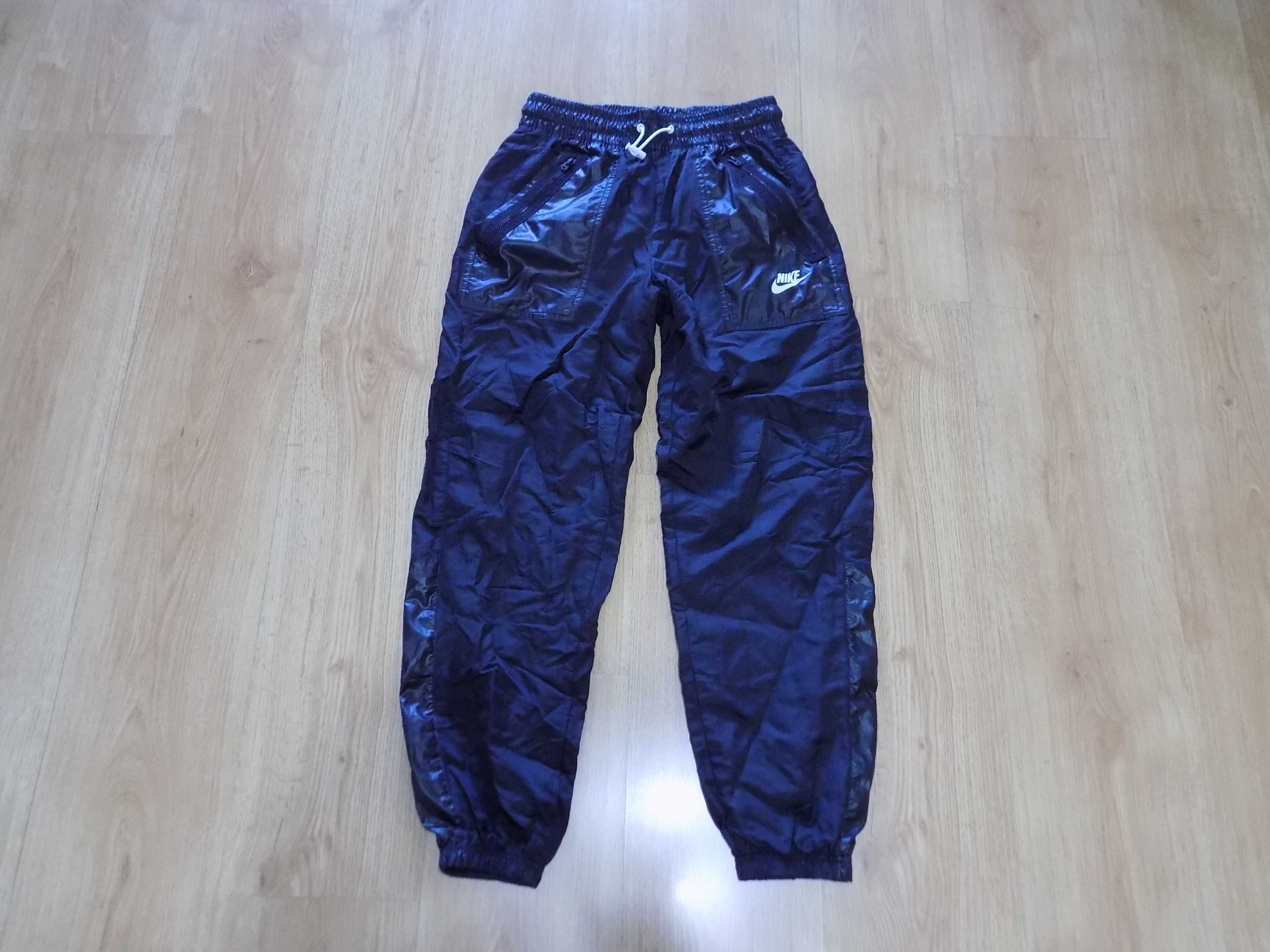 анцуг nike долнище панталон анцунг екип дамски спорт крос оригинал XS