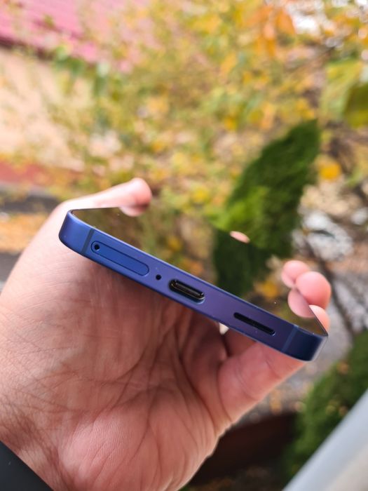 Samsung Galaxy S25 128GB Navy, fullbox - citește descrierea