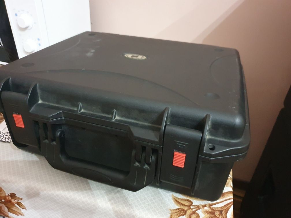 Dynacord 2000W Усилитель активный пульт