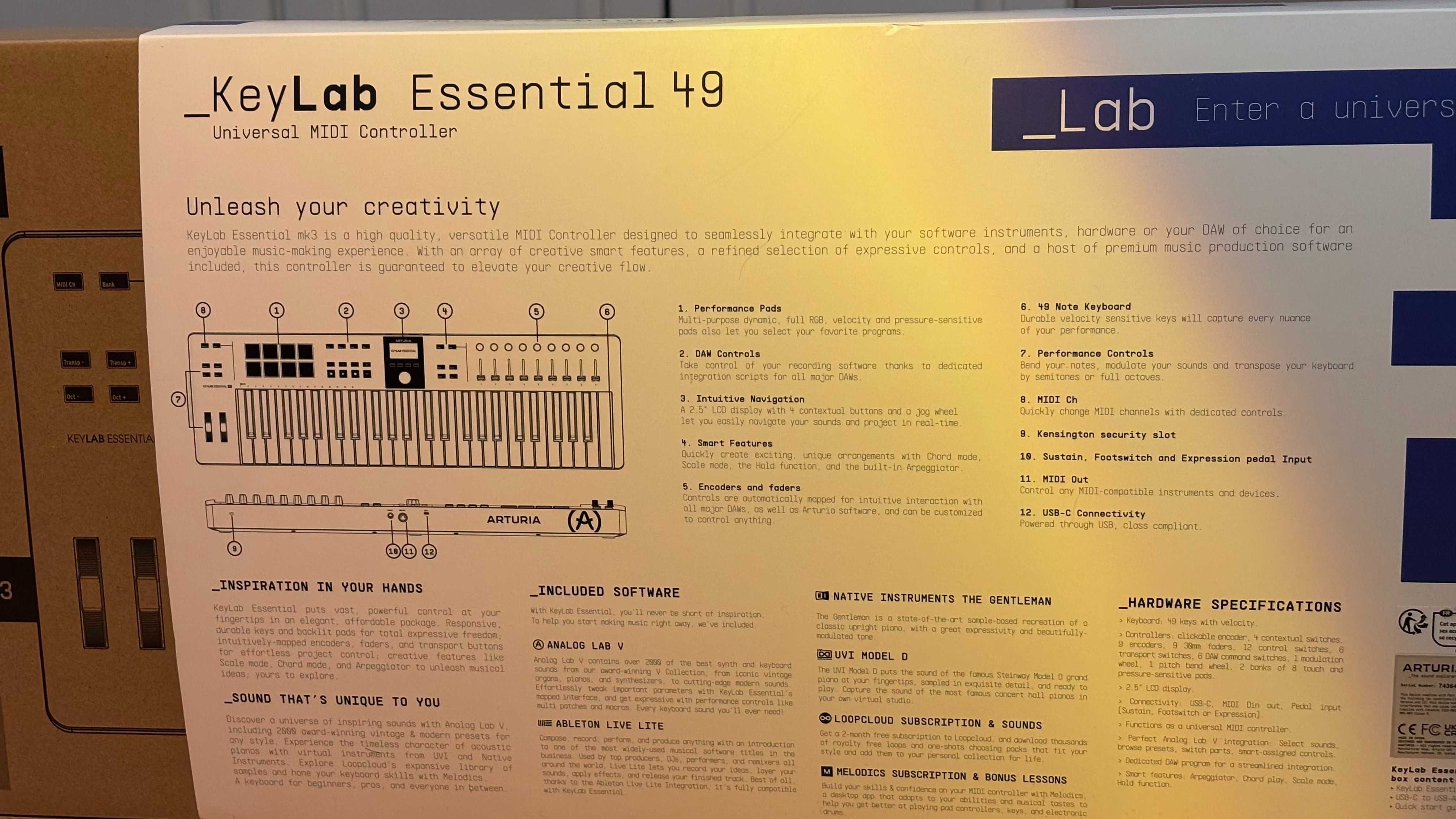 Arturia KeyLab Essential 49 mk3 Миди клавиатура Black