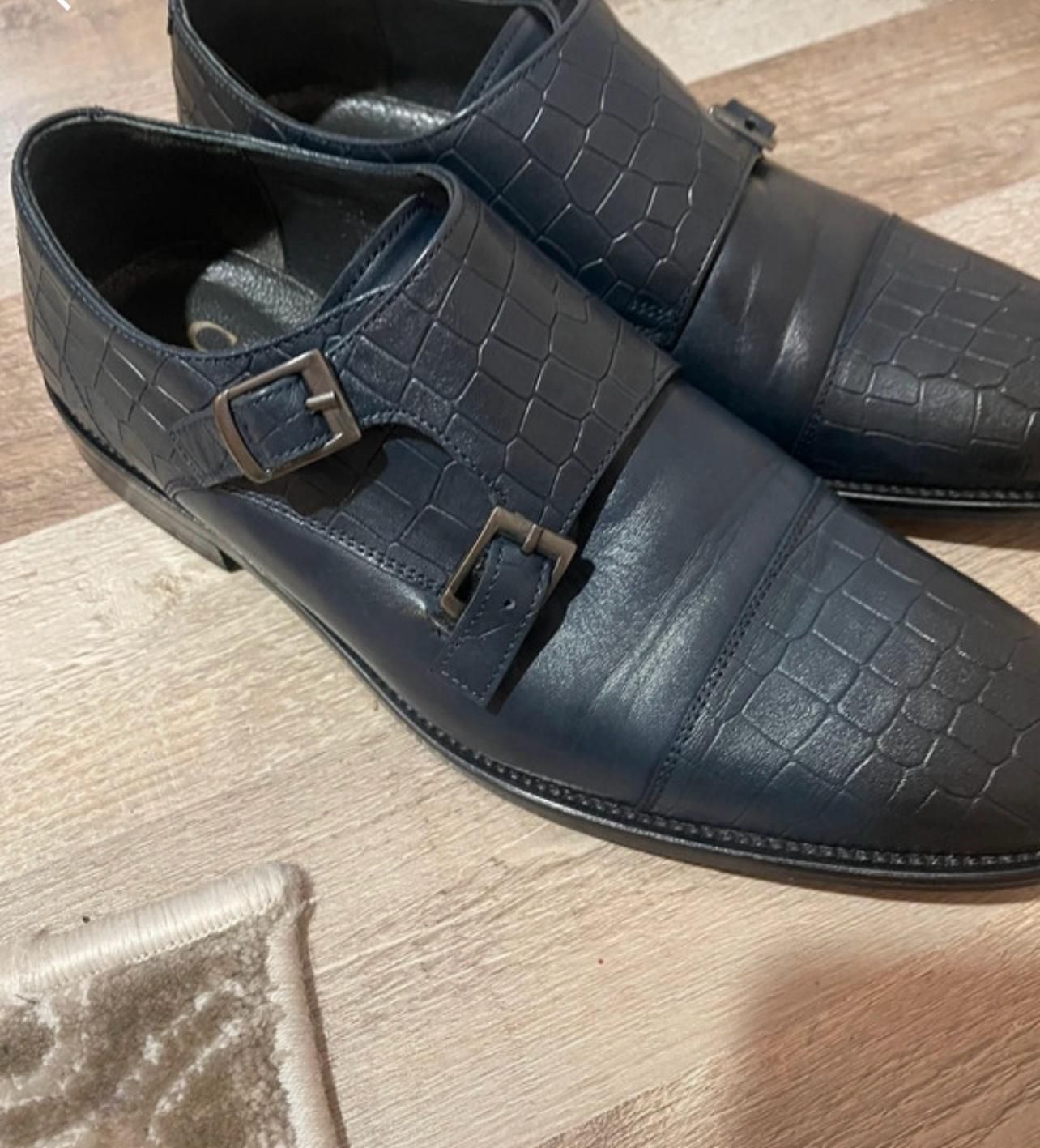 Pantofi din piele bleumarin