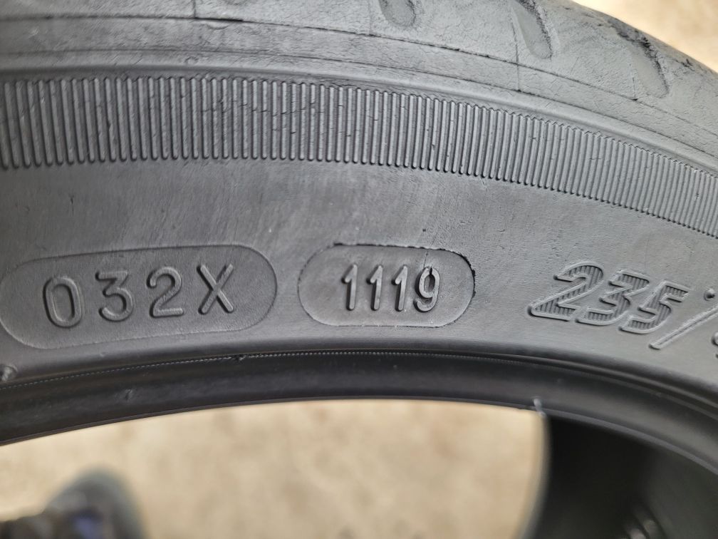 235/40R18 vara DOT 2019