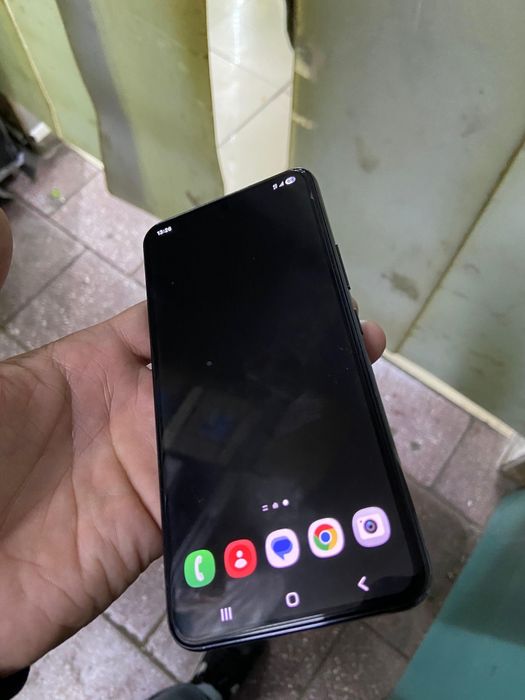 Samsung s22 минус нет