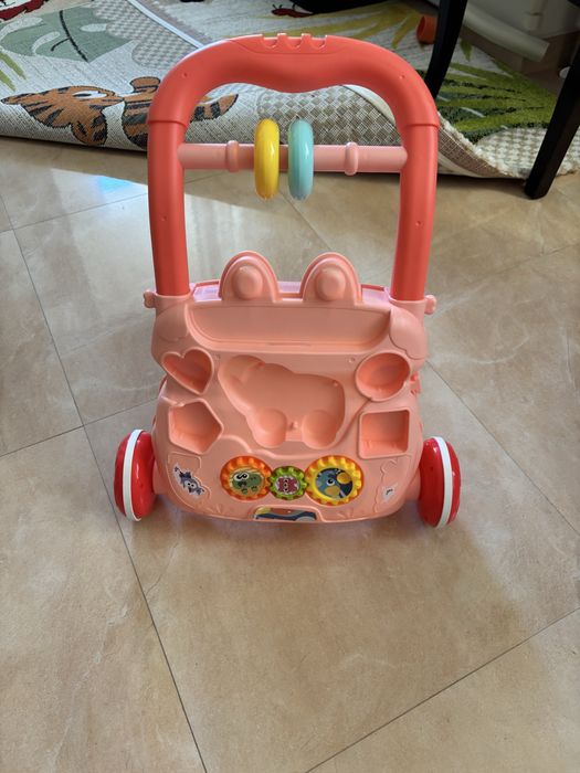 Бебешка проходилка за бутане - walker