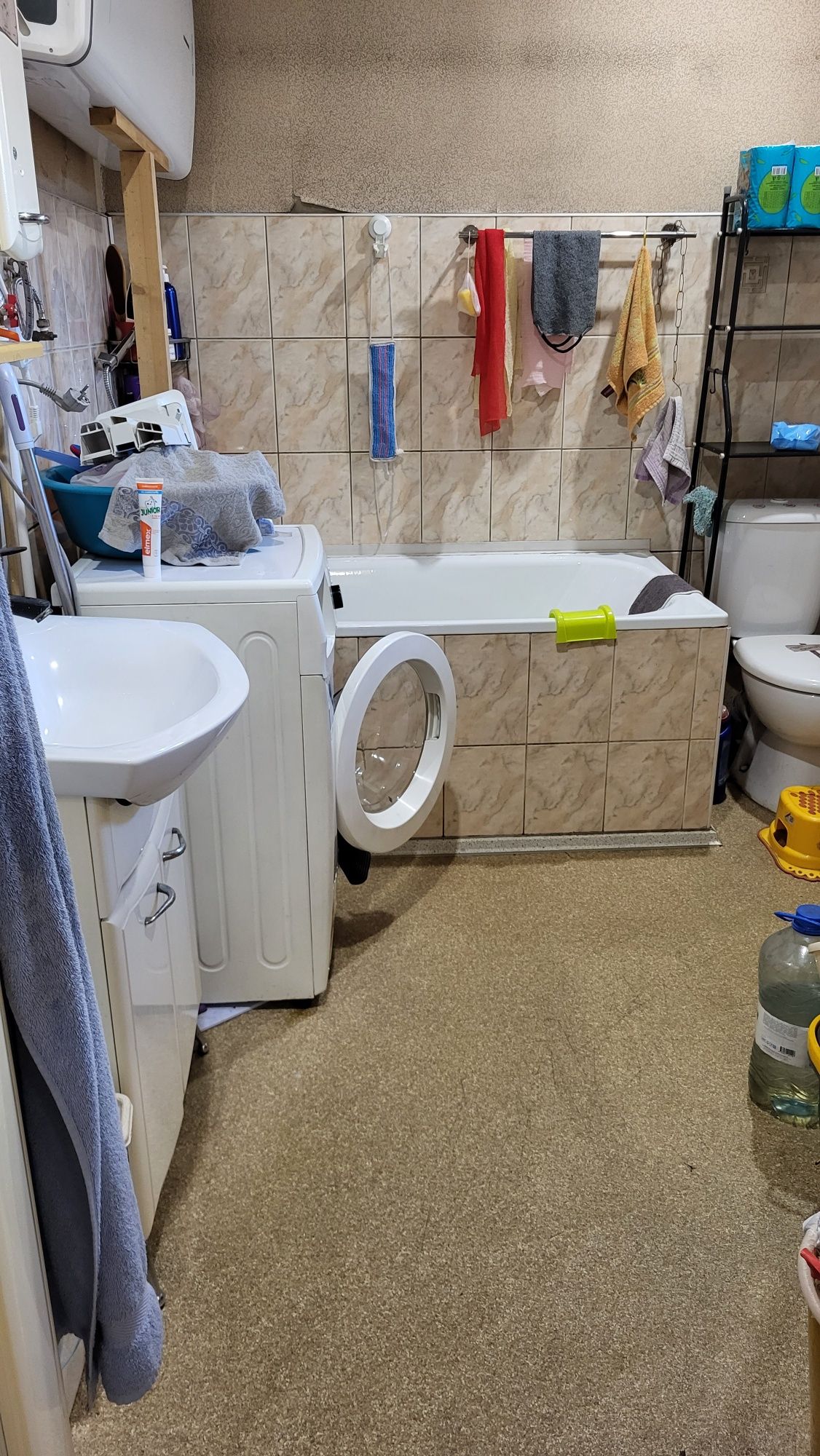 Продам дом ,район Таира