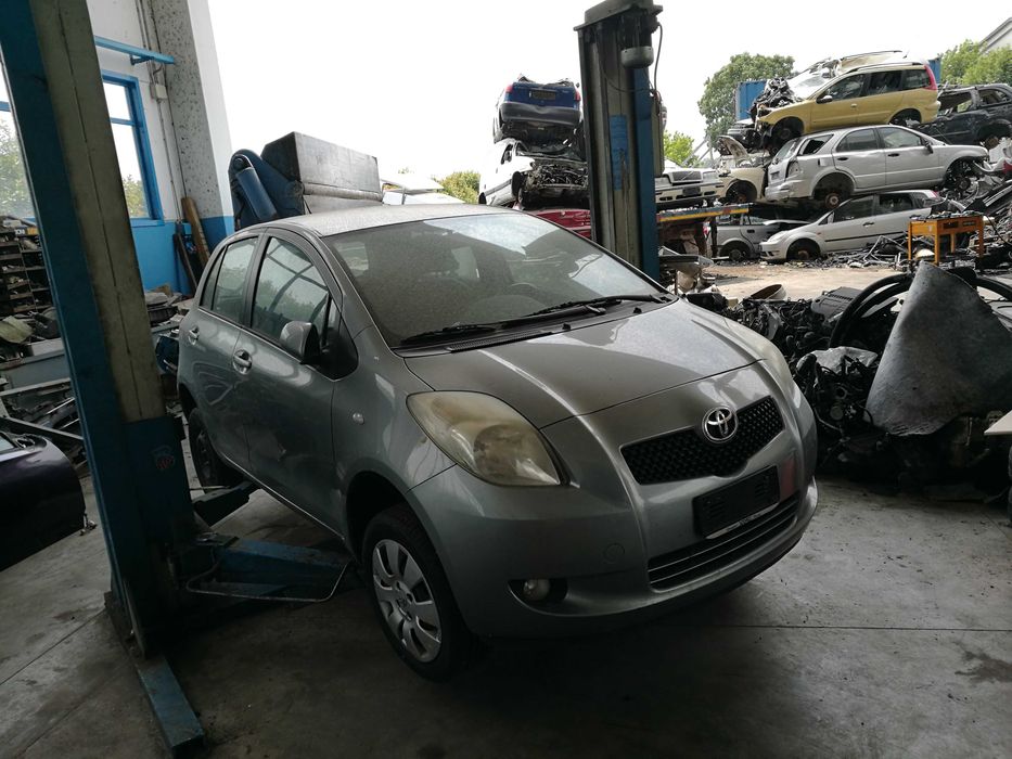 Скоростна кутия Тойота Ярис/ Toyota Yaris 2007. 1.3 бензин