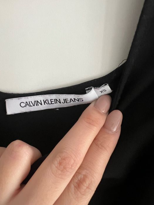 Rochita Calvin Klein