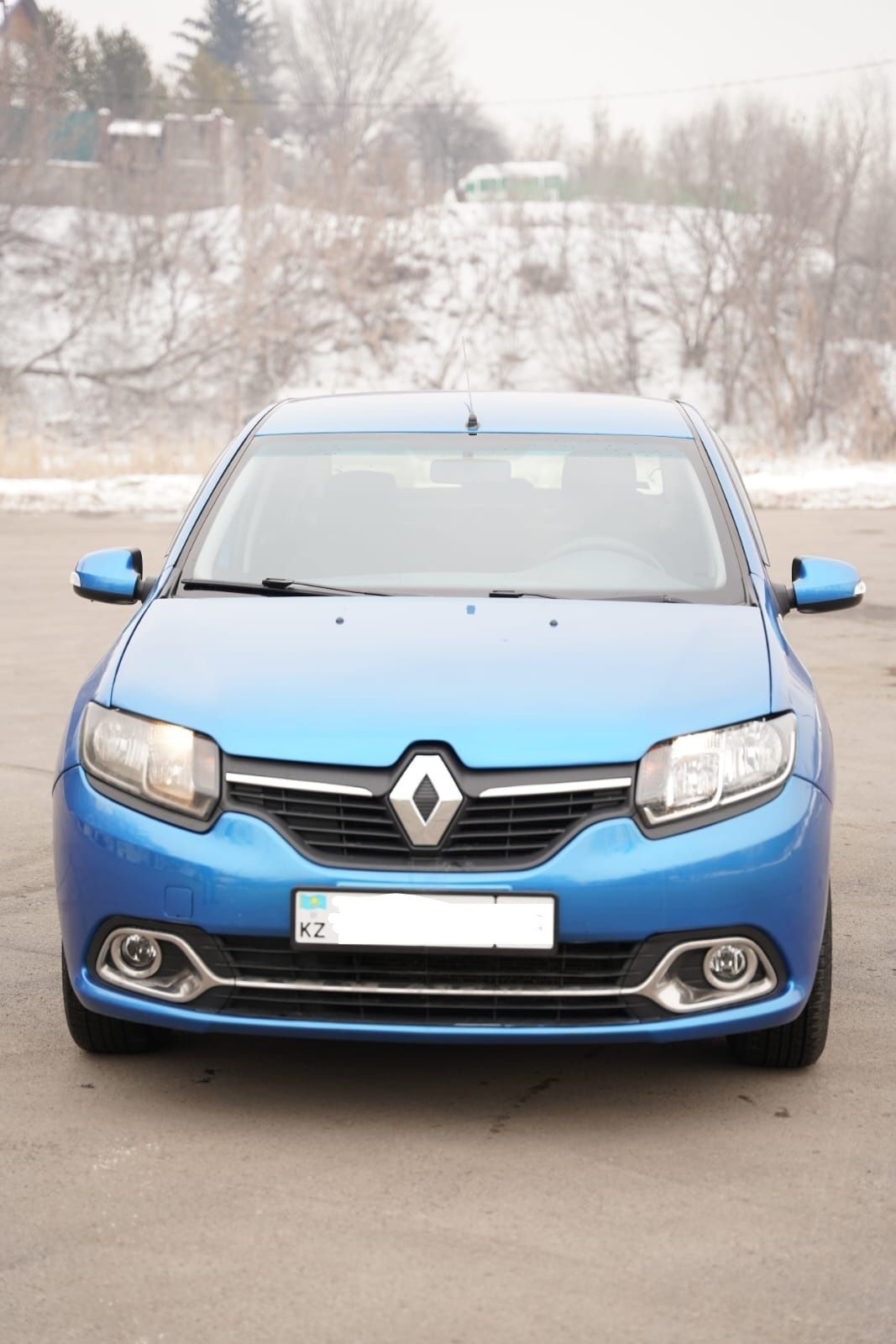 Renault Logan(Рено логан) 2015г