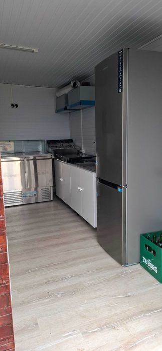 Rulota fast-food 8000 euro