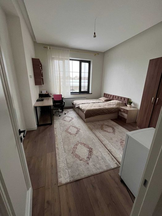 Коттедж. Евроремонт. Хайтек. ! СРОЧНО !