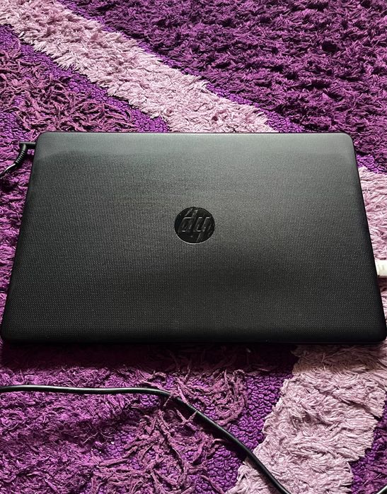 Ноутбук HP  хорошо работает