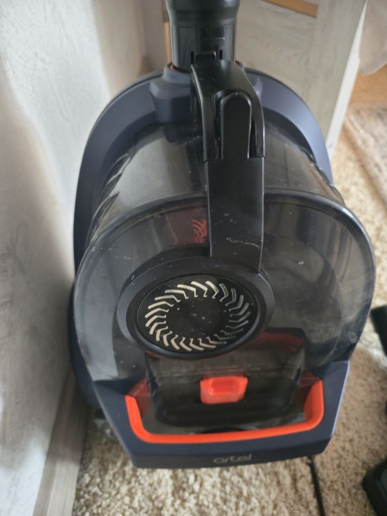 Пылесос ARTEL VCC4822B.