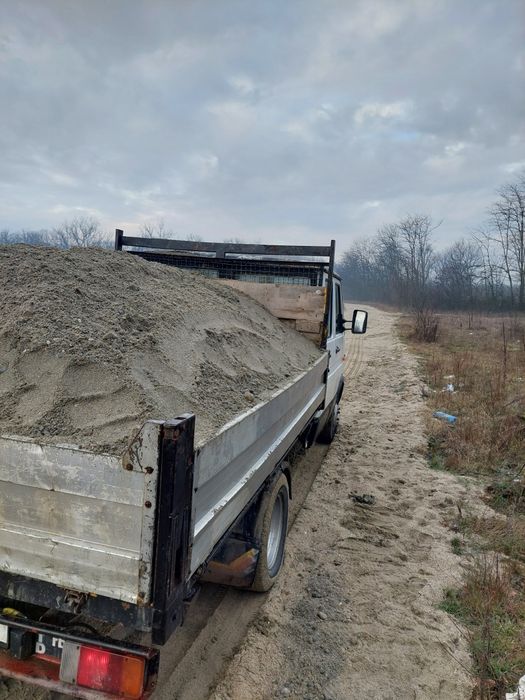 Balast , nisip , balegar și pamant de umplutura