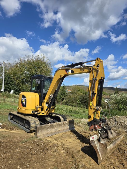 Miniexcavator Caterpillar 305 E CR 5 t YANMAR KUBOTA VOLVO