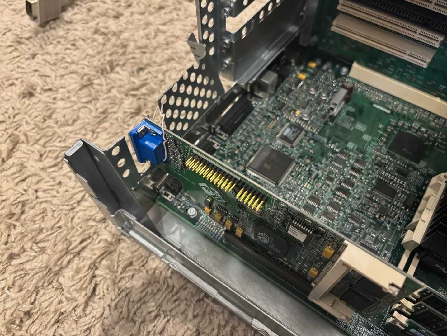 Calculator PC vintage Compaq Deskpro, Pentium II 350 Mhz