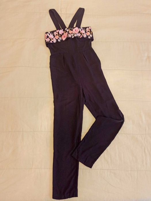 Стилен и секси гащеризон