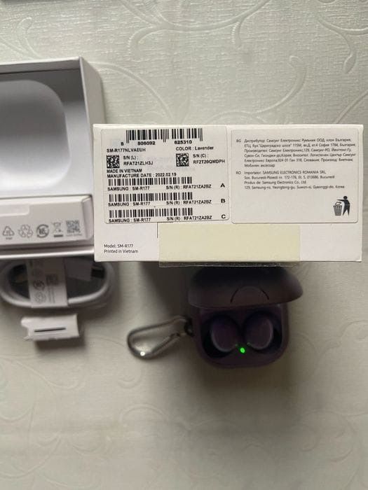 Samsung Galaxy Buds 2 Violet in Cutie