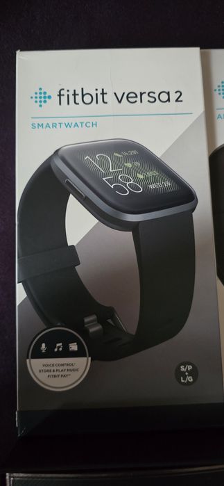 Смарт часовници и гривни Huawei и Fitbit