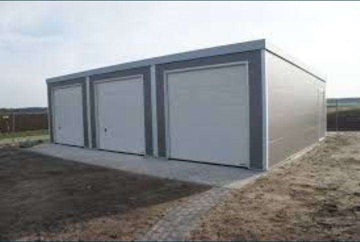 Garaj metalic din panouri sandwich  3.4 x 6m
