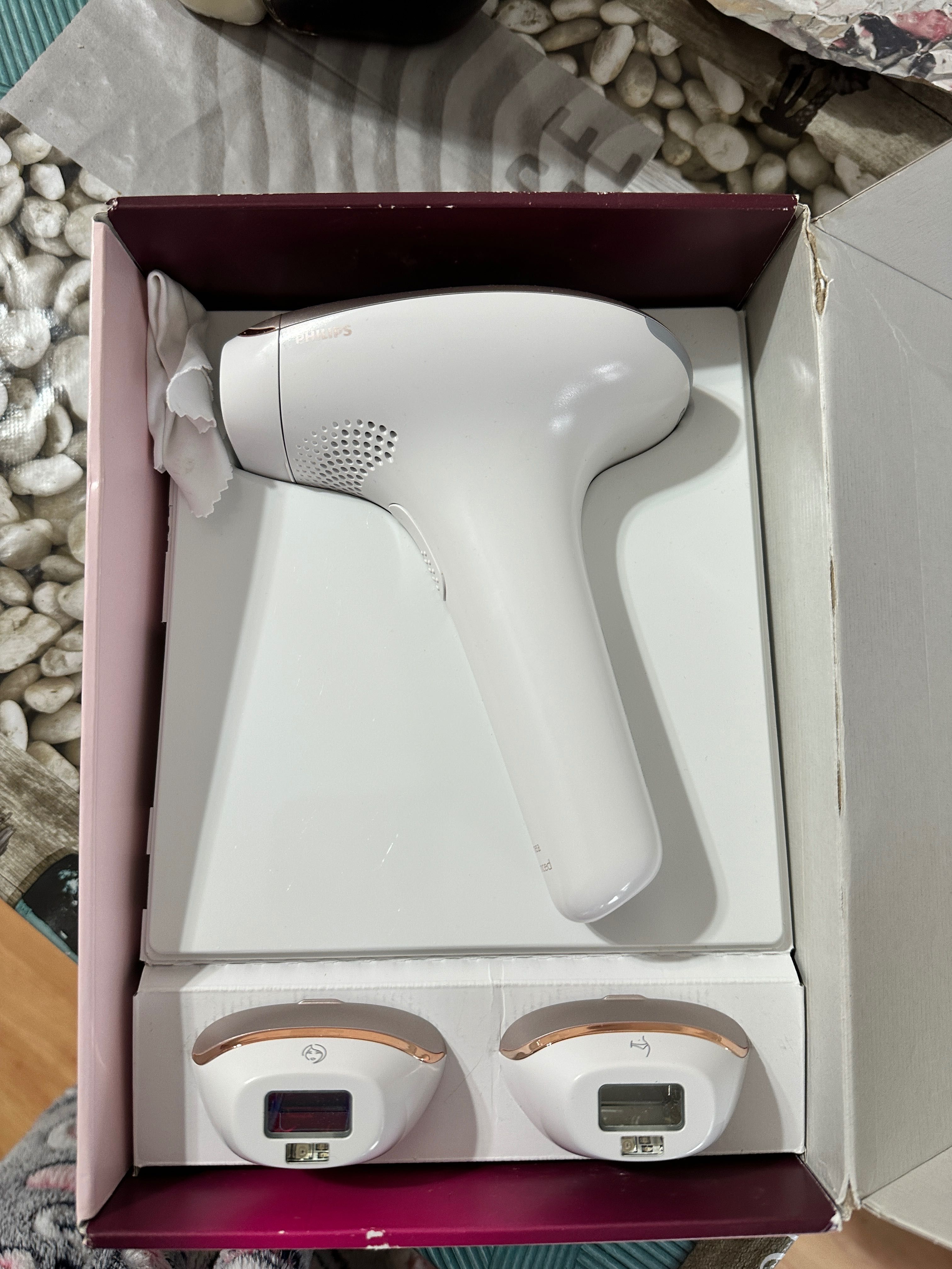 Vând epilator Lumea Advanced
