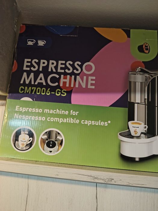 Expresor de cafea capsule  nou , nouț , nefolosit