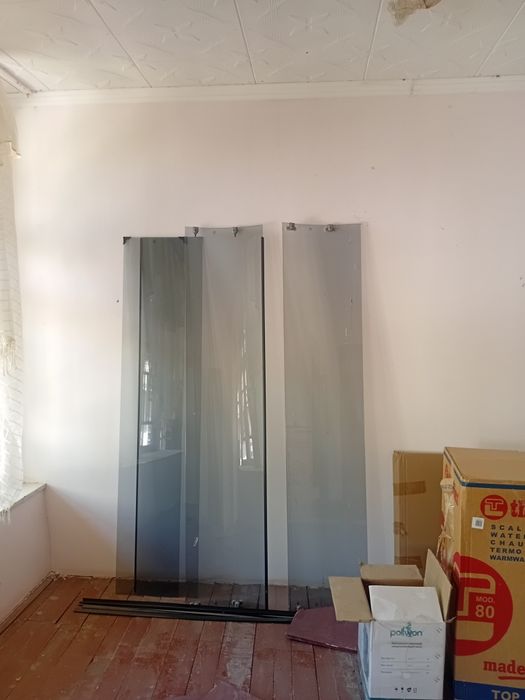 Dushavoy kabina sotiladi srochna