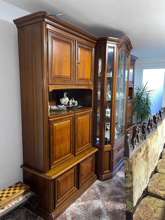 vitrina living /lemn masic import Germania