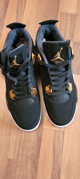 Jordan 4 retro Royality