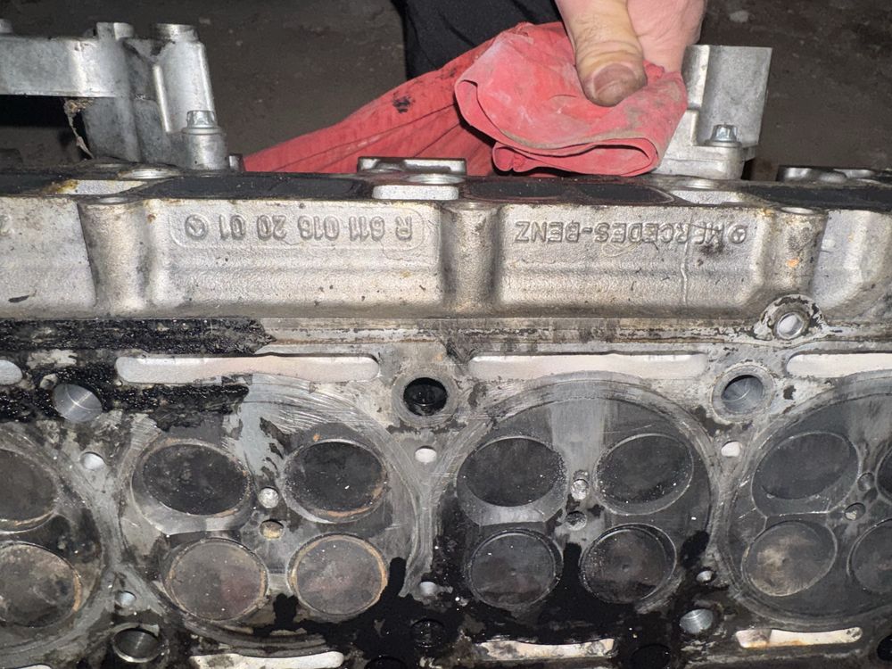 Цилиндрова глава за w203 OM611
