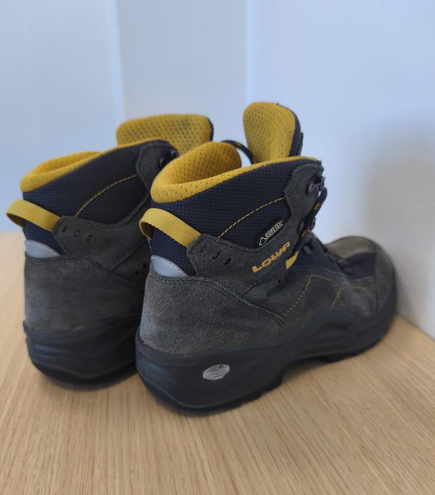 Ghete Lowa Goretex 36 (23,5cm)